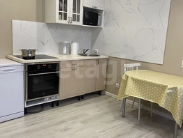 Продается 4-комнатная квартира Гагарина ул, 63  м&sup2;, 10500000 рублей