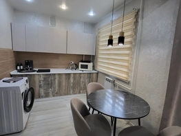 Снять двухкомнатную квартиру Интернациональная ул, 45  м&sup2;, 2500 рублей