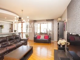 Продается 4-комнатная квартира Строителей б-р, 160.8 м², 20200000 рублей