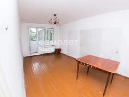 Продается 2-комнатная квартира Строителей б-р, 44.1  м², 3950000 рублей