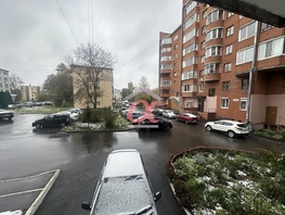 Продается 1-комнатная квартира Октябрьский пр-кт, 30  м², 3700000 рублей