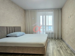 Продается 2-комнатная квартира Строителей б-р, 40  м&sup2;, 6980000 рублей