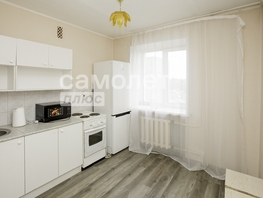 Продается 1-комнатная квартира Патриотов ул, 33.9  м&sup2;, 3900000 рублей