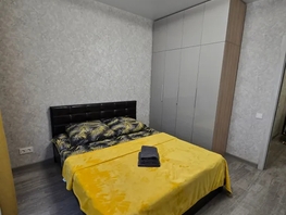 Снять однокомнатную квартиру Строителей б-р, 33  м&sup2;, 2340 рублей