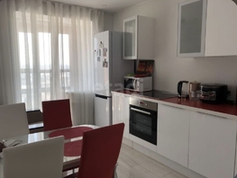 Снять однокомнатную квартиру Большевистская ул, 37.2 м², 35000 рублей