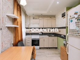 Продается 1-комнатная квартира Дзержинского пр-кт, 29.8 м², 3900000 рублей