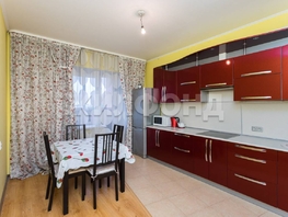 Продается 3-комнатная квартира В. Высоцкого ул, 86.8  м², 11300000 рублей