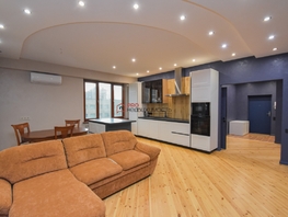 Продается 4-комнатная квартира Коммунистическая ул, 130  м&sup2;, 18000000 рублей