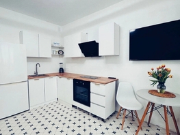 Продается 3-комнатная квартира ЖК Новый горизонт, дом 4, 80.6  м&sup2;, 8260000 рублей