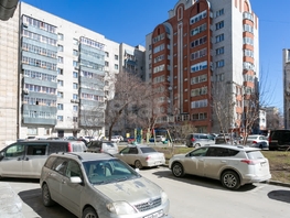 Продается 1-комнатная квартира Революции ул, 33  м&sup2;, 5460000 рублей