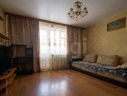 Продается 3-комнатная квартира В. Высоцкого ул, 64.8  м&sup2;, 6050000 рублей