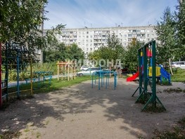 Продается 3-комнатная квартира Бориса Богаткова ул, 62.5  м², 6100000 рублей