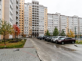 Продается 2-комнатная квартира 2-й (4 мкр.) кв-л, 66.2  м², 7600000 рублей