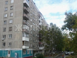 Продается 3-комнатная квартира Бориса Богаткова ул, 60.5 м², 7650000 рублей