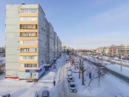 Продается 2-комнатная квартира Комарова пр-кт, 52  м², 5800000 рублей