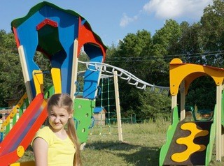 100 новых детских площадок появятся в городах и селах Кузбасса в июне