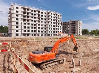 В Красноярске стало меньше новостроек, квартиру в которых можно купить на стадии котлована
