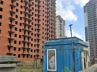 Более 900 обманутых дольщиков Новосибирской области получат квартиры в четырех достроенных домах