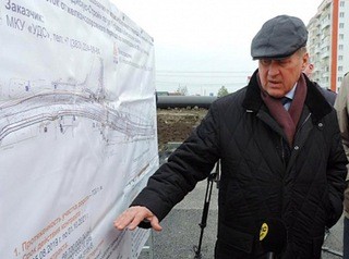 Первые полтора километра новой дороги на Петухова откроют раньше срока