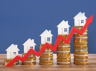 Заемщикам приходится брать в банке все большие суммы для покупки квартиры
