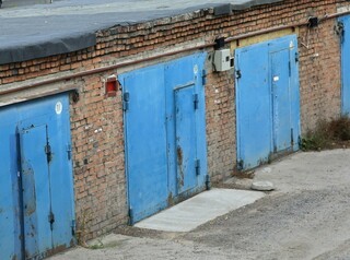 В Красноярске порядка 200 тысяч гаражей не оформлены в собственность