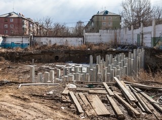 Новый застройщик приступил к строительству дома на 1-й Хабаровской