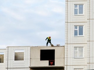 18 жилых домов для переселенцев из аварийного жилья строятся в Красноярском крае