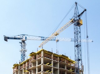 Количество новых разрешений на строительство почти не увеличивается