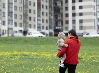 Заемщики будут массово уходить в те банки, что все  еще выдают семейную ипотеку