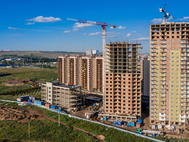 Часть покупателей временно не выходит на рынок для совершения сделок