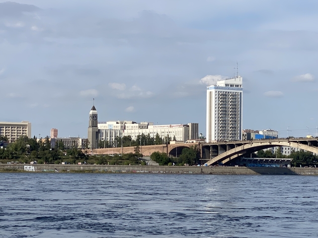 По каким ценам красноярцы покупали квартиры в первой половине года