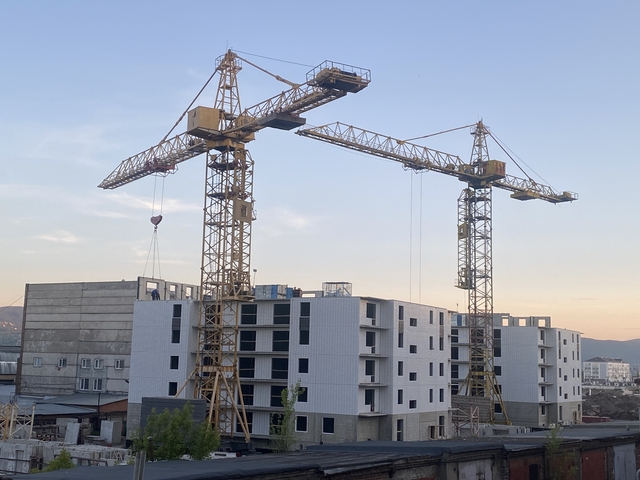 Продажи квартир на первичном рынке в конце года выросли на 35%

