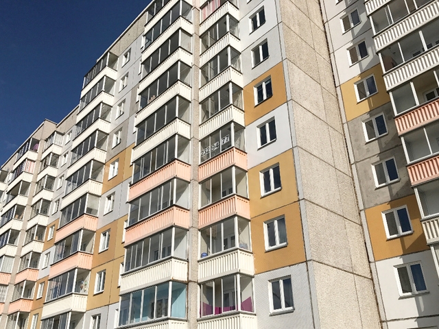 Сравнялись средняя стоимость договора на покупку квартиры и договора подряда на строительство дома 